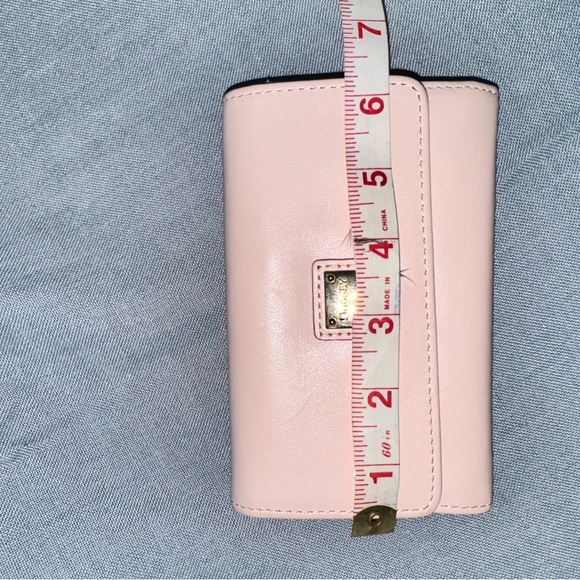 Dooney & Bourke Light Pink Leather Wallet - Picture 5 of 6